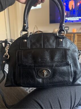 Y2K Coach Hampton Black Leather dome Turn-Lock Satchel